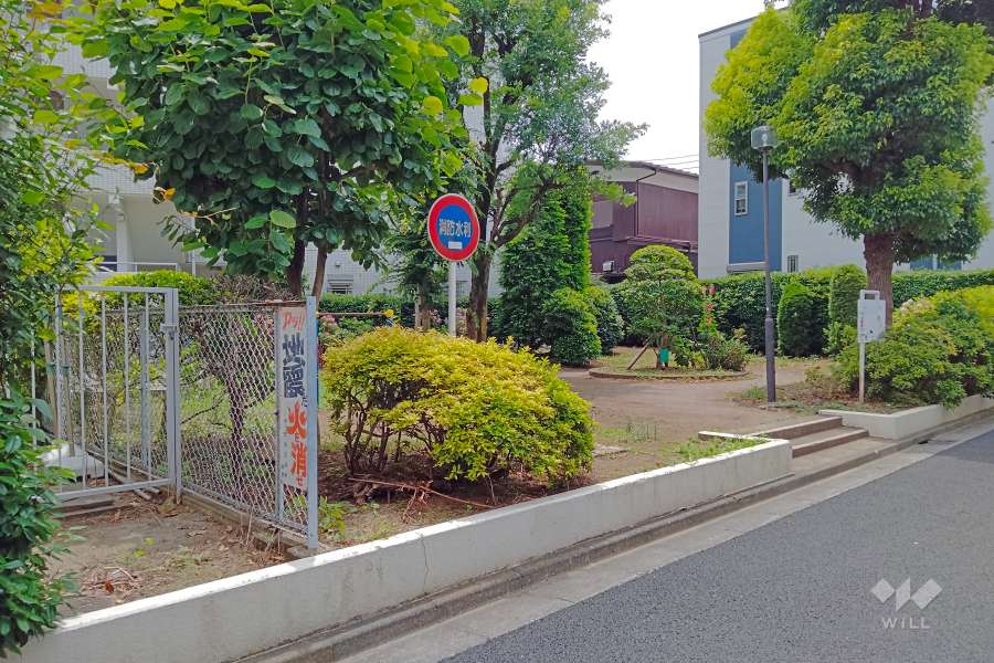 マンション敷地内の『みどりの広場』