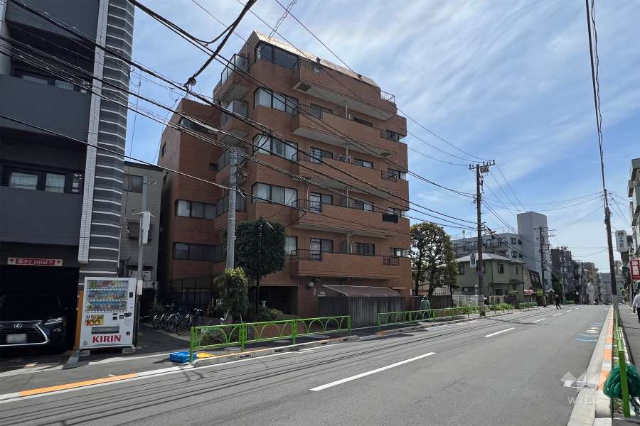 ライオンズマンション豪徳寺の外観(北西側から)