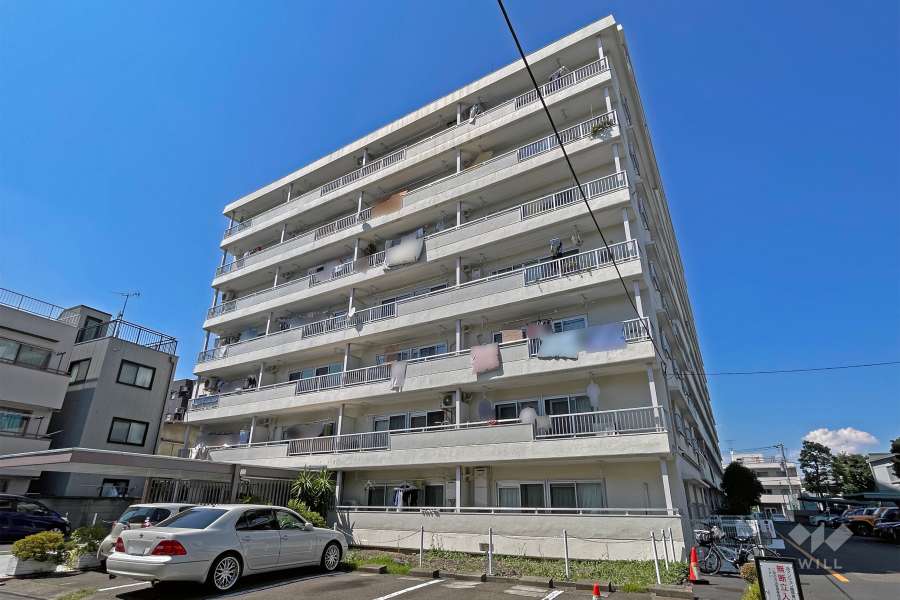 上町マンションの外観（南東側から）