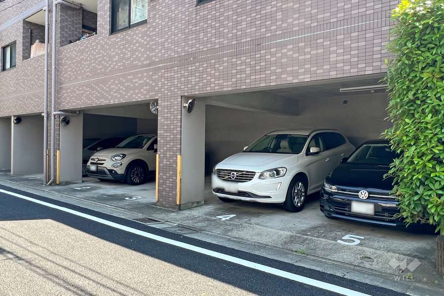 敷地内駐車場(屋内平面式)