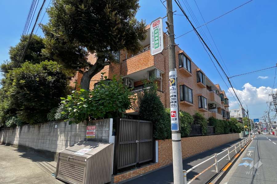 ライオンズマンション世田谷の外観（南東側から）