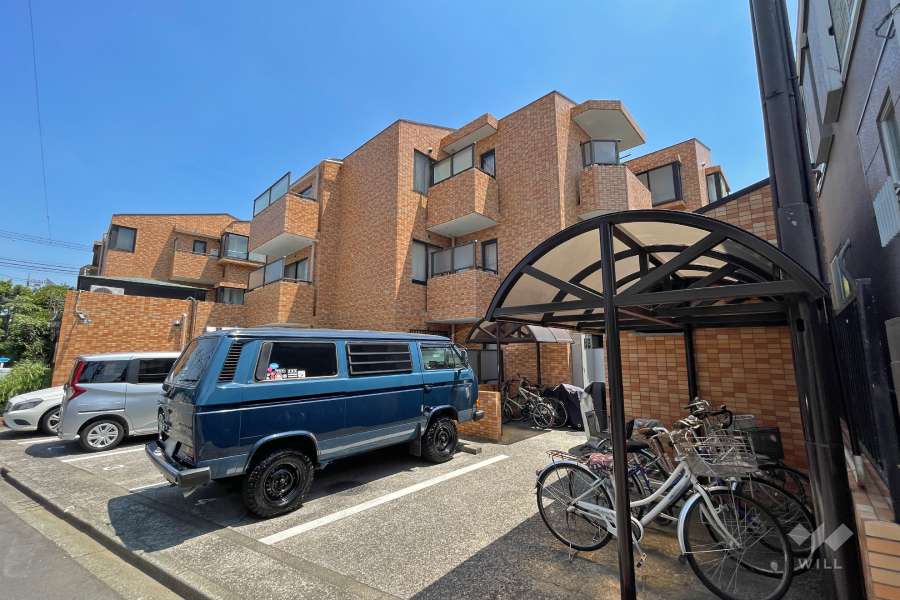 ライオンズマンション世田谷の外観（北西側から）