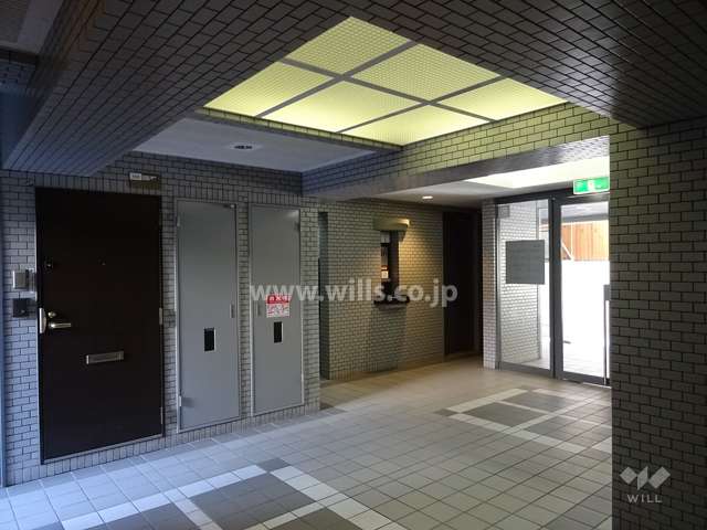 エントランスホール