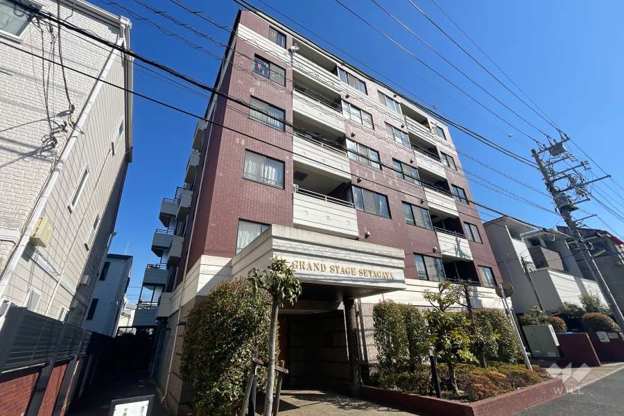グランドステージ世田谷の外観（南西側から）　