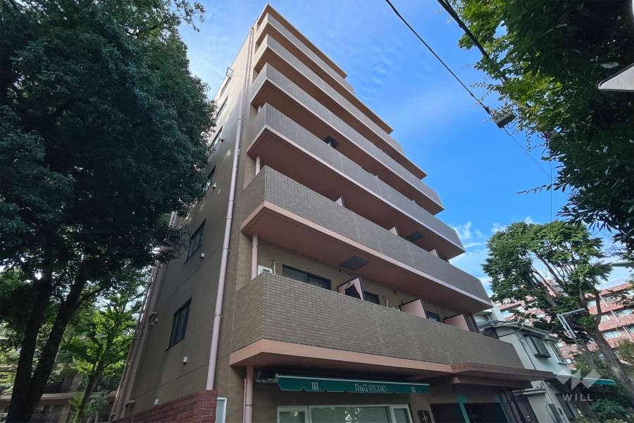 ジェイパーク瀬田の外観（南東側から）