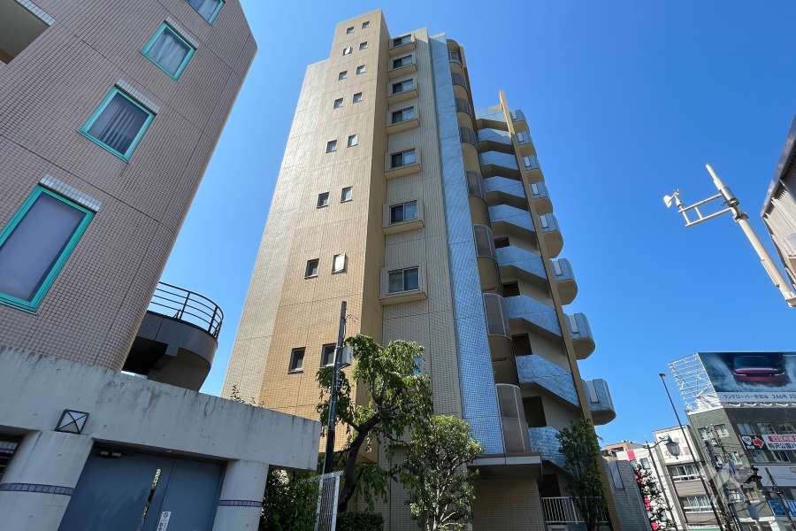 イトーピア用賀の外観（南側から）