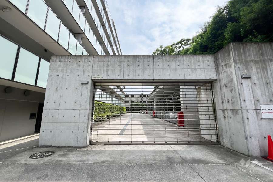 敷地内駐車場（屋外機械式）