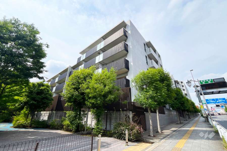 ザ・パークハウス二子玉川ガーデンの外観（南側から）