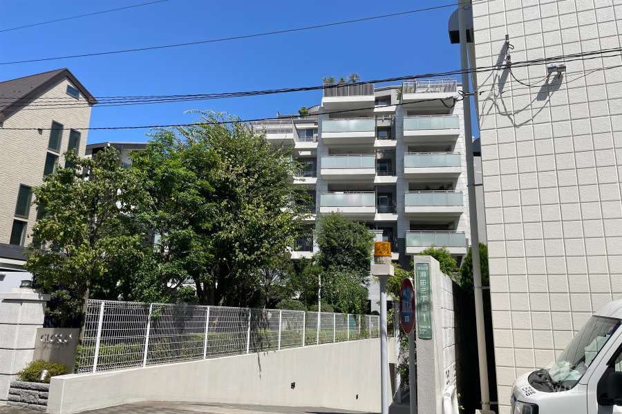 グローリオ瀬田の外観（西側から）