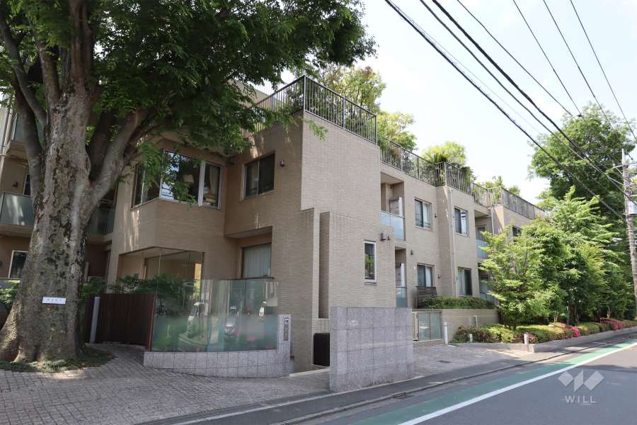 ロイヤルシーズン瀬田の外観（北東側から）