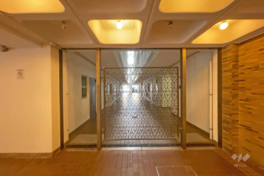 マンション内　住戸入り口