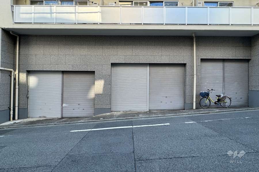 敷地内駐車場（屋内平面式）