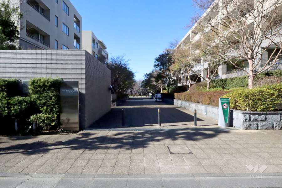共用部分（ABコート間通路)
