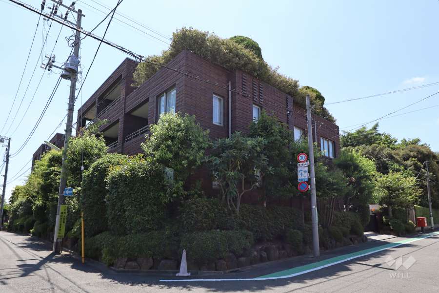 東急ドエルプレステージ成城の外観(北東側から)