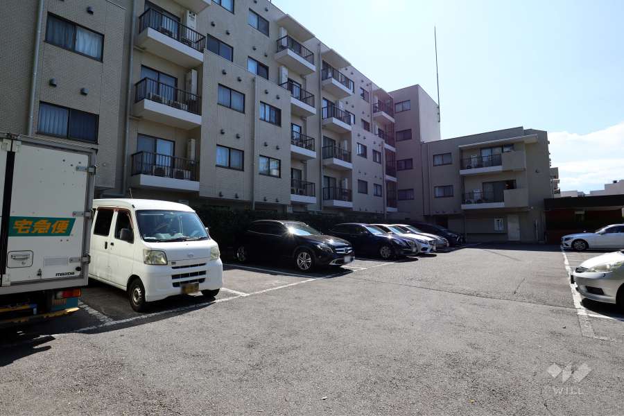 敷地内駐車場（屋外平面式）