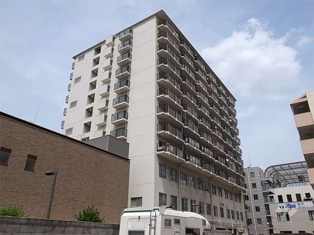 オリーブハイツ西宮（南西側から）