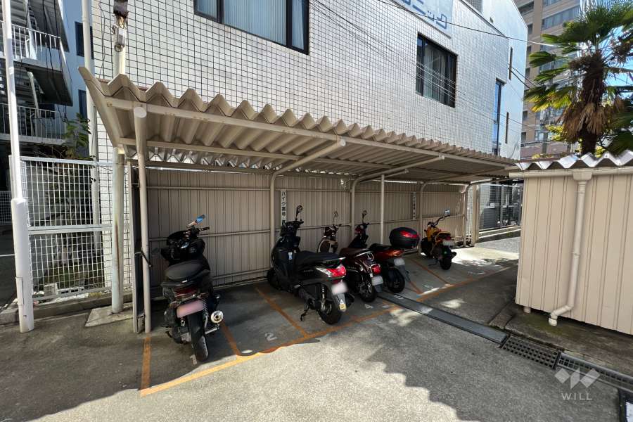 バイク置場