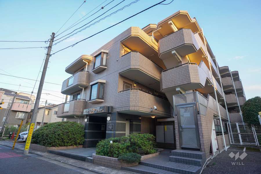 セルベコート下高井戸の外観（北西側から）