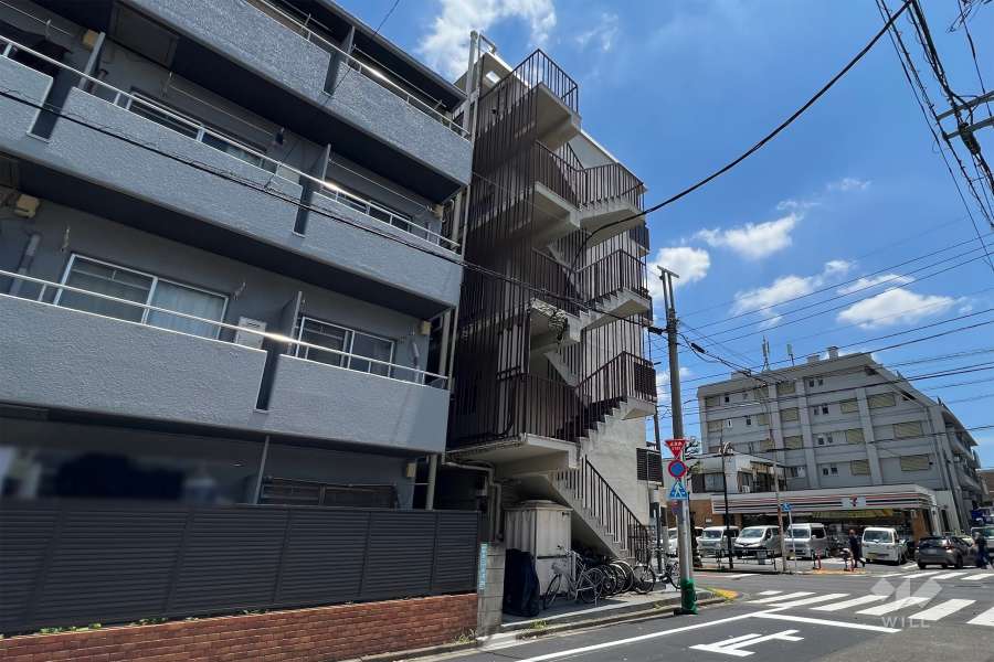 赤堤ハイム（赤堤2丁目）の外観(北西側から)