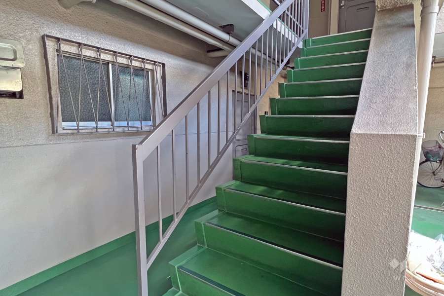 共用階段