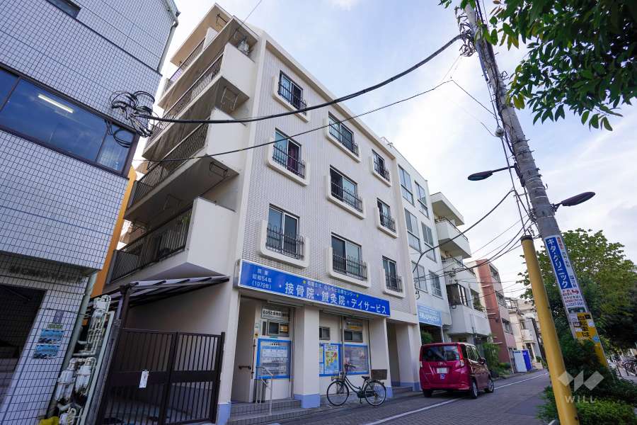 赤堤愛和マンションの外観（南東側から）