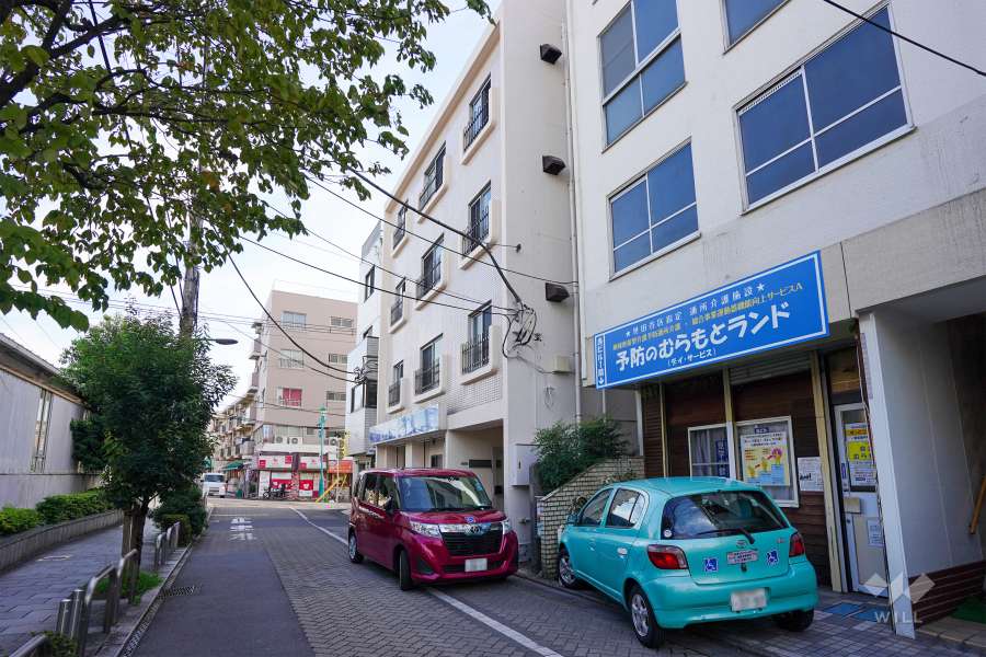 赤堤愛和マンションの外観（北東側から）