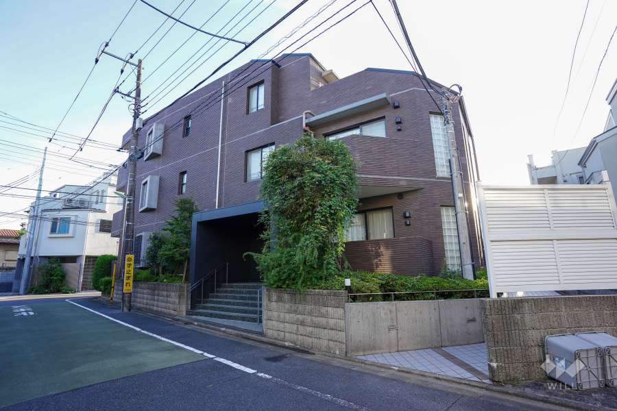 エスリール世田谷赤堤の外観（北東側から）