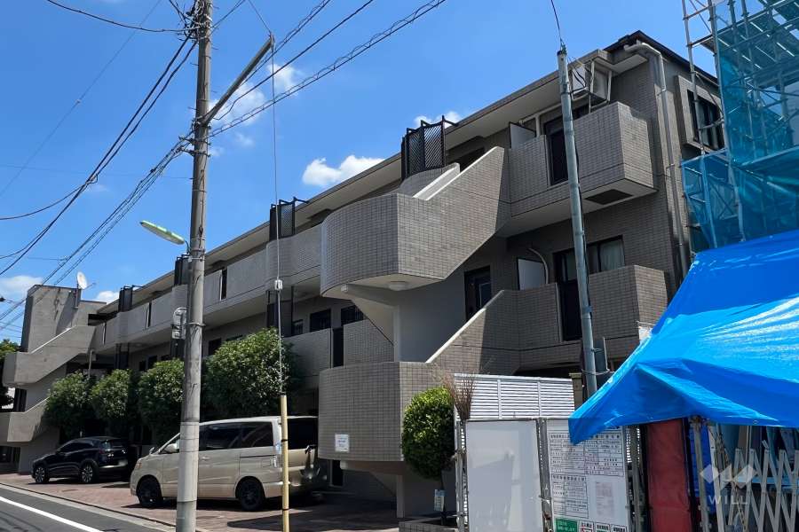 アーバネスト赤堤の外観(北西側から)