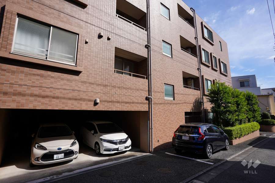 敷地内駐車場（屋内平面式、屋外平面式）