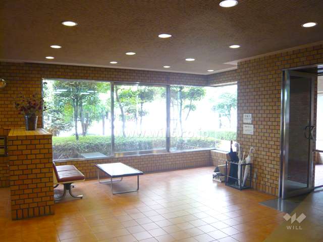 イトーピア西宮北口の外観（南西側から）