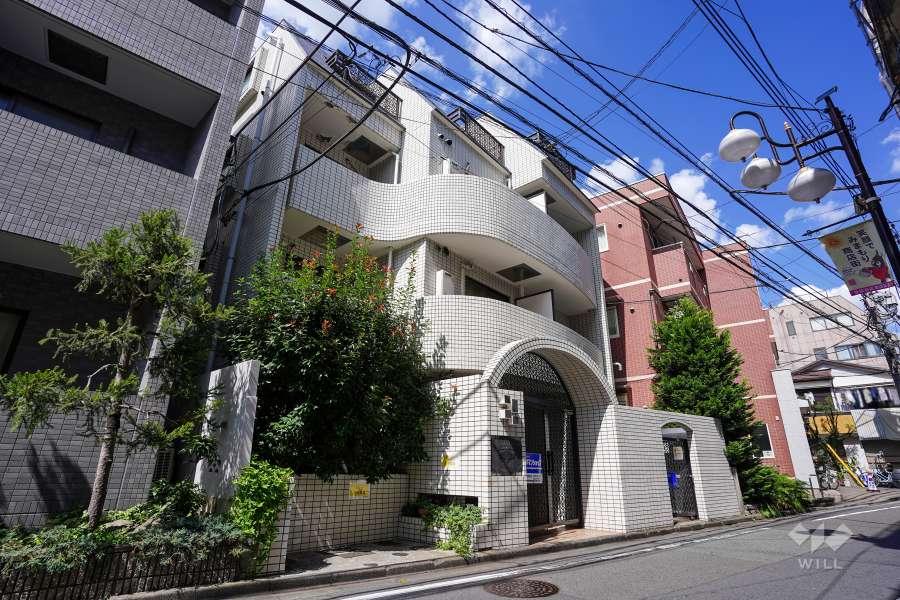 ラ・レジダンス・ド・リュックスの外観（南東側から）