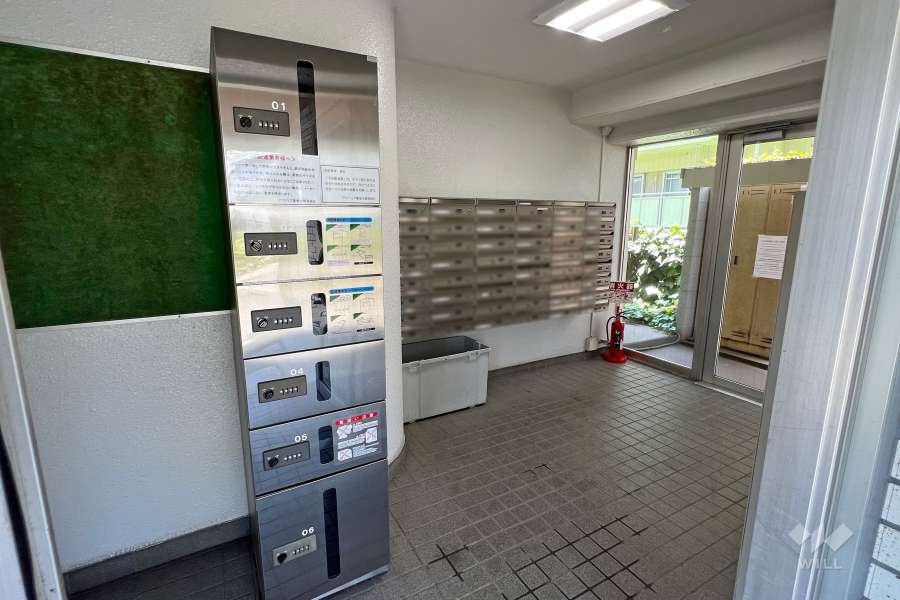 宅配ボックスと共用ポスト