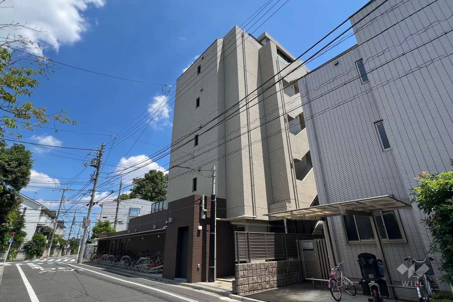 グランドコンシェルジュ赤堤の外観(北西側から)