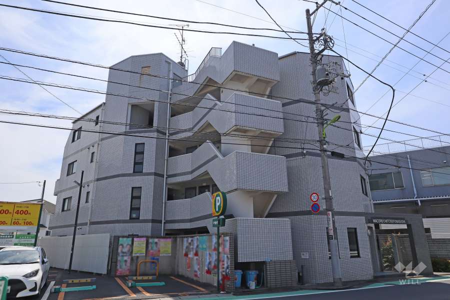 ワコーレ千歳船橋の外観（東側から）