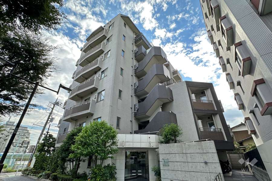 イデアル世田谷千歳台の外観（北東側から）