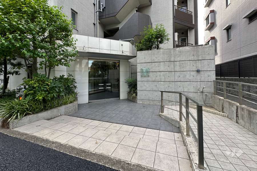 エントランスアプローチ