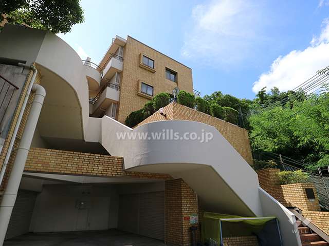 ヴィラン夙川山手の外観（北東側から）