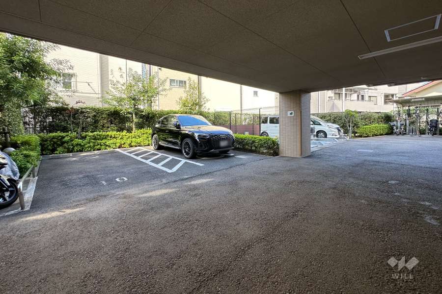 敷地内駐車場（屋内平面式・屋外機械式）