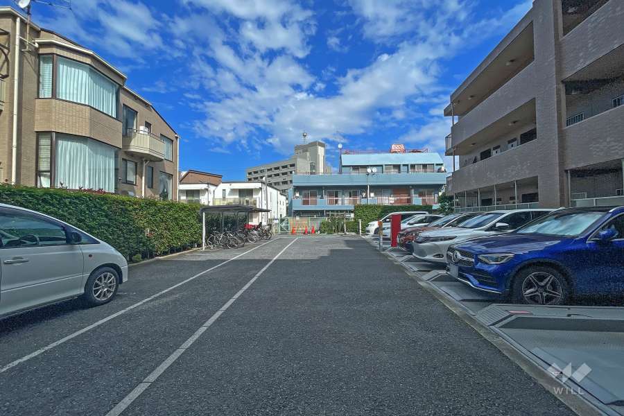 敷地内の駐車場（屋外機械式）