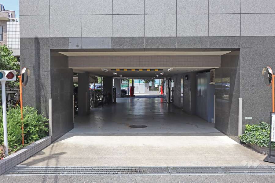 駐車場の出入口