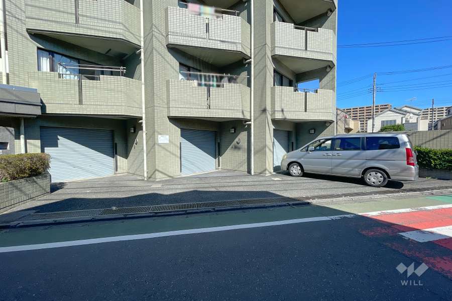 敷地内駐車場（屋外平面式）