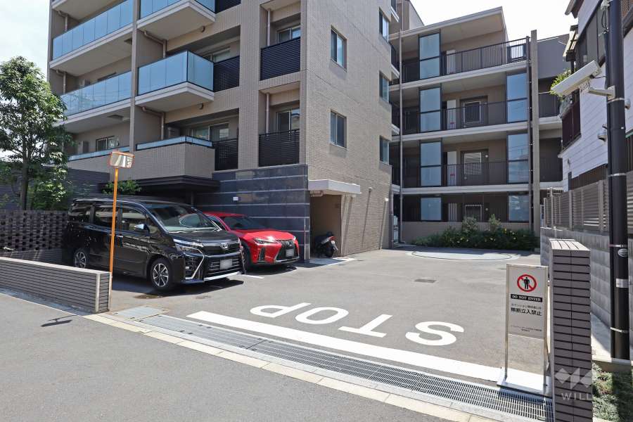 敷地内駐車場（屋外平面式）