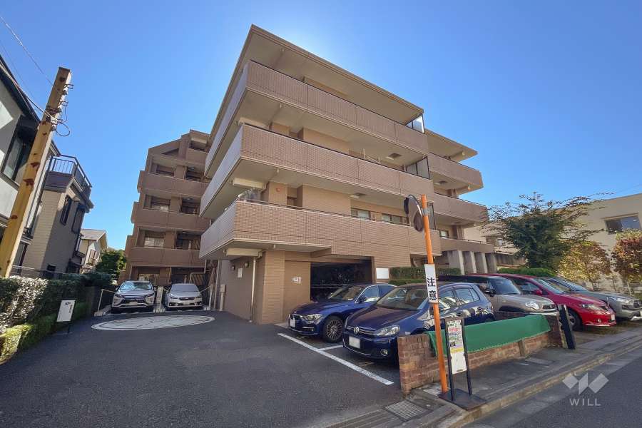 コスモ千歳台エクセラの外観（北東側から）