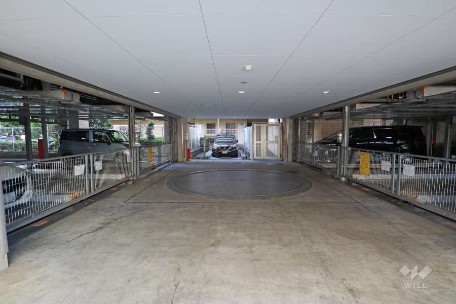 敷地内駐車場（屋内機械式）