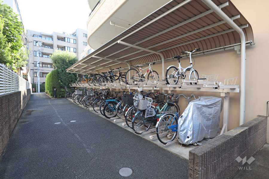 駐輪場（屋根付き）