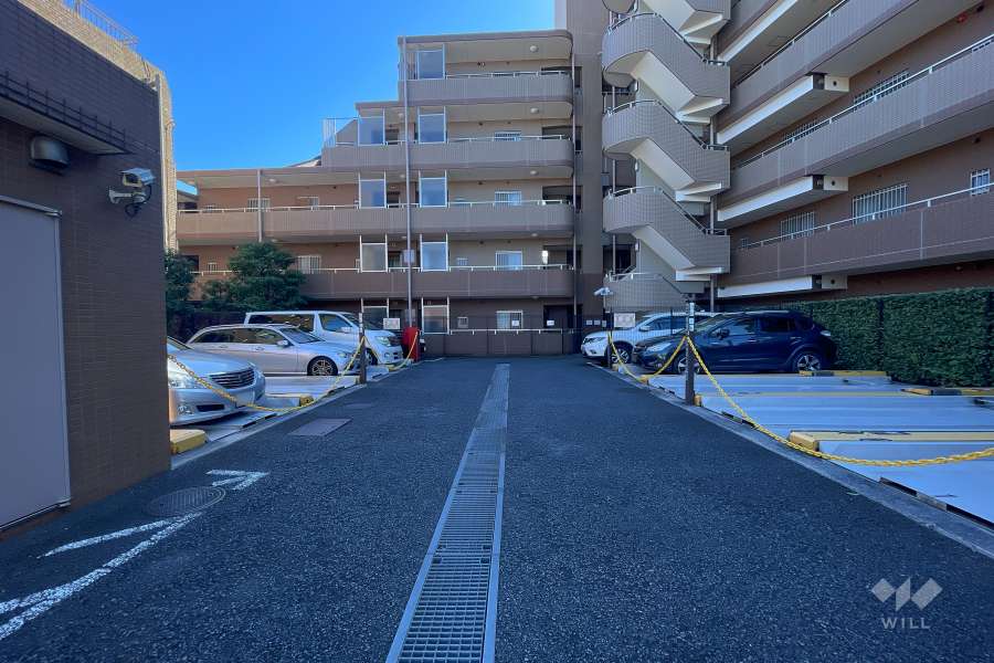 敷地内駐車場（屋外機械式）