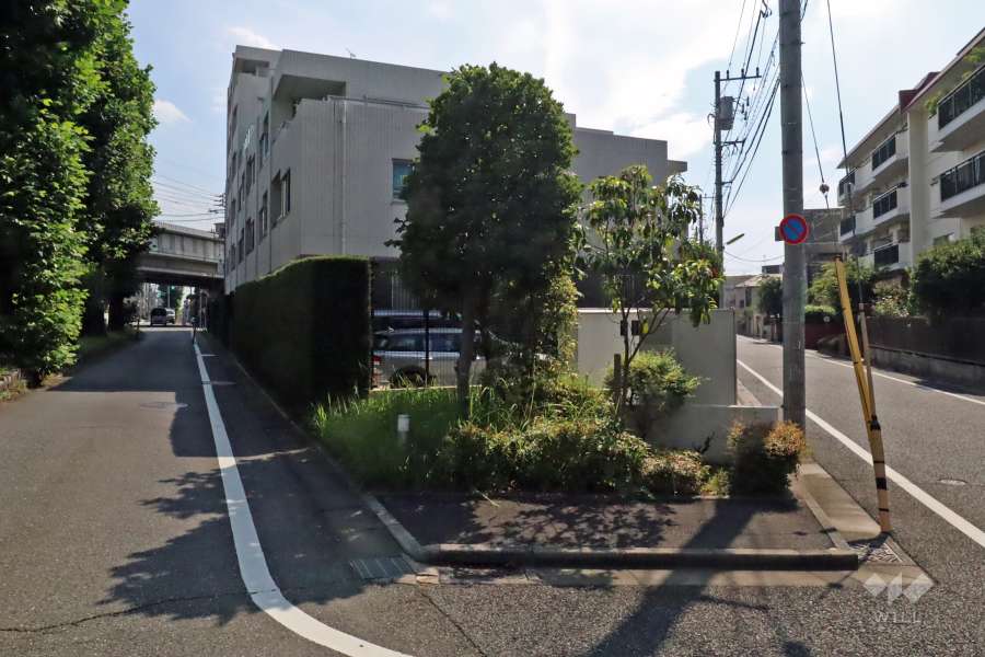 レジデンシャルステート祖師ヶ谷大蔵の外観（東側から）