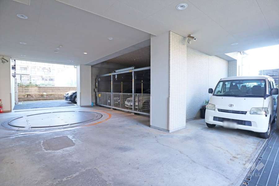 敷地内駐車場（屋内機械式・屋外平面式）
