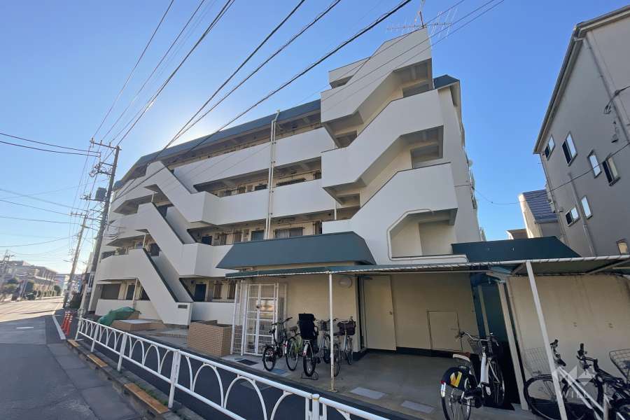 千歳台ヒミコマンションの外観（北西側から）