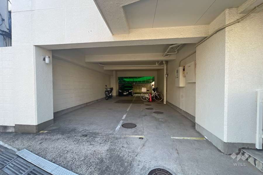 敷地内駐車場（屋内平面式）